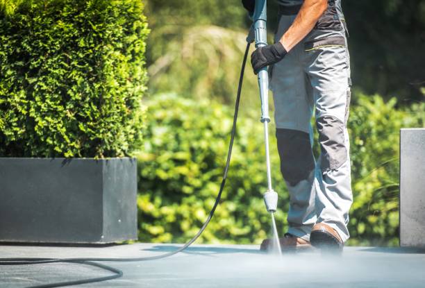 Best Parking Lot and Garage Cleaning  in Gladstone, MI
